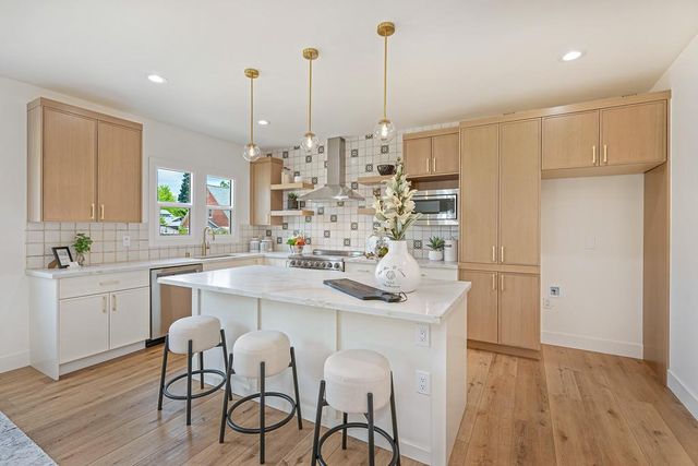 106 Ben Ezra Ave, Roseville, CA 95678