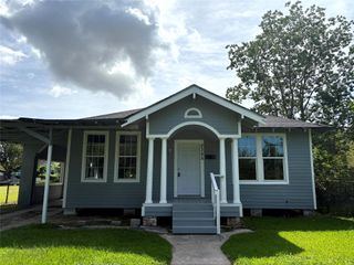 2385 Neches Street, Beaumont, TX 77701