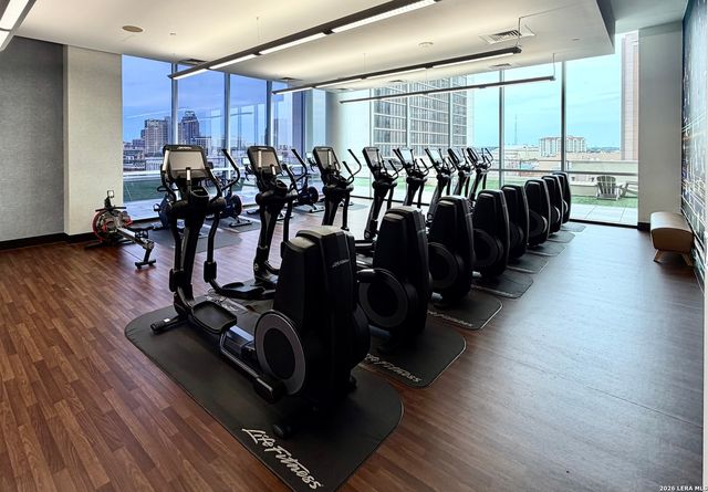 610 E Market St Unit 2606, San Antonio, TX 78205