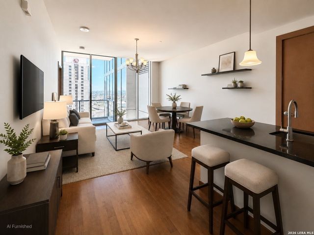 610 E Market St Unit 2606, San Antonio, TX 78205