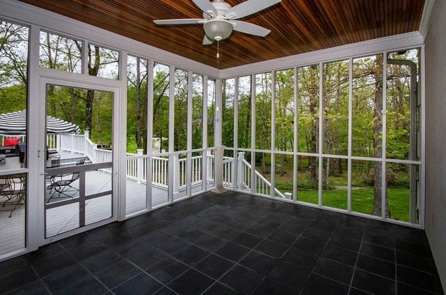 554 Halstead Dr, Crossville, TN 38555