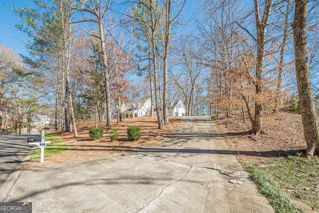 34 Johnston Row NW, Cartersville, GA 30121