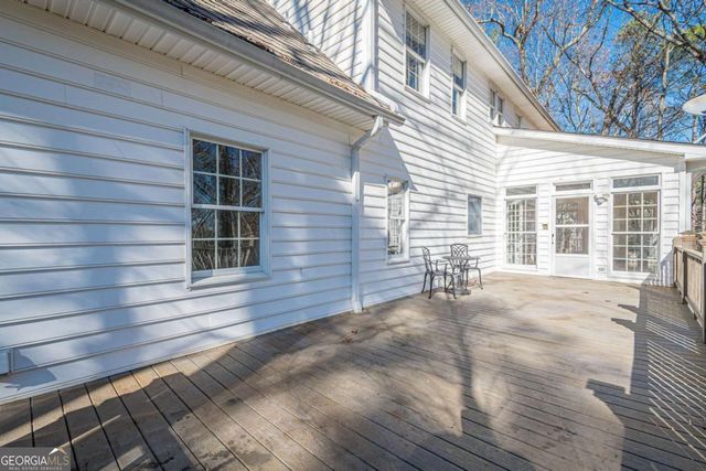 34 Johnston Row NW, Cartersville, GA 30121