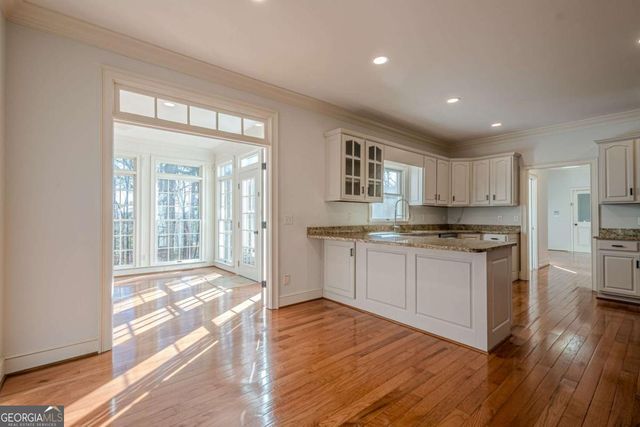 34 Johnston Row NW, Cartersville, GA 30121