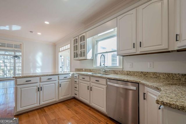 34 Johnston Row NW, Cartersville, GA 30121