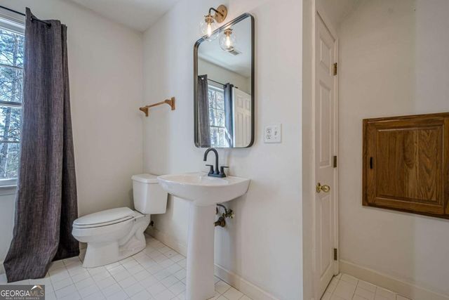 34 Johnston Row NW, Cartersville, GA 30121