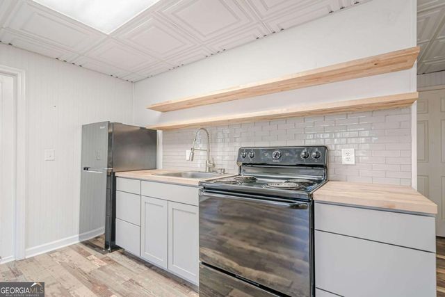 34 Johnston Row NW, Cartersville, GA 30121