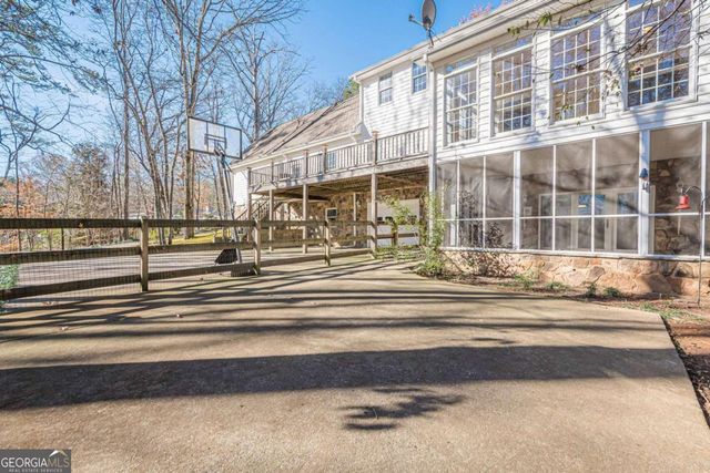 34 Johnston Row NW, Cartersville, GA 30121