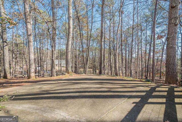 34 Johnston Row NW, Cartersville, GA 30121