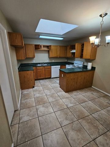 9290 Crimnson Court, Dallas, TX 75217