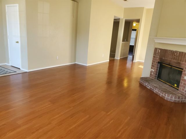 9290 Crimnson Court, Dallas, TX 75217