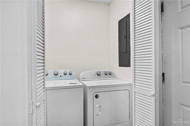 1703 Bahia Magdalena Drive, Edinburg, TX 78542