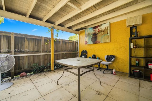 841 SW 55th Ave, Margate, FL 33068