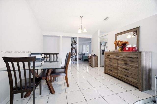 841 SW 55th Ave, Margate, FL 33068