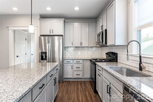 1022 Padgett Place, Black Mountain, NC 28711