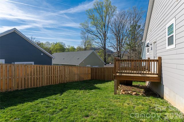 1022 Padgett Place, Black Mountain, NC 28711