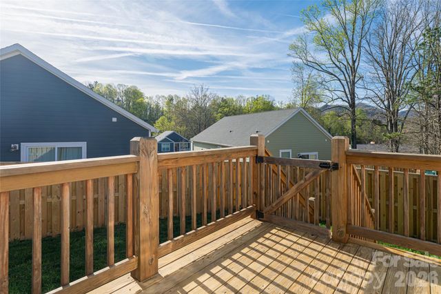 1022 Padgett Place, Black Mountain, NC 28711