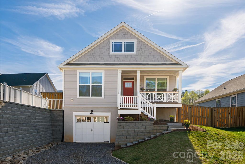 1022 Padgett Place, Black Mountain, NC 28711