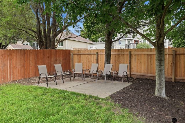 6824 S 51st Street, Lincoln, NE 68516