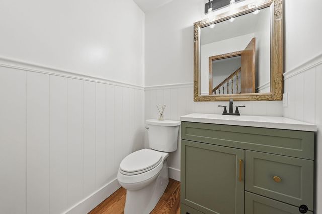 6824 S 51st Street, Lincoln, NE 68516