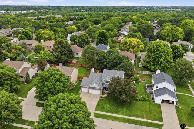 6824 S 51st Street, Lincoln, NE 68516