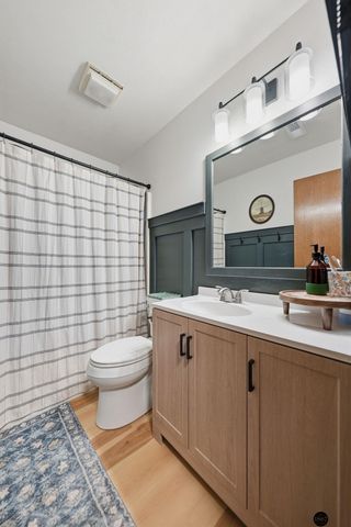 6824 S 51st Street, Lincoln, NE 68516