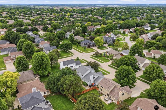 6824 S 51st Street, Lincoln, NE 68516
