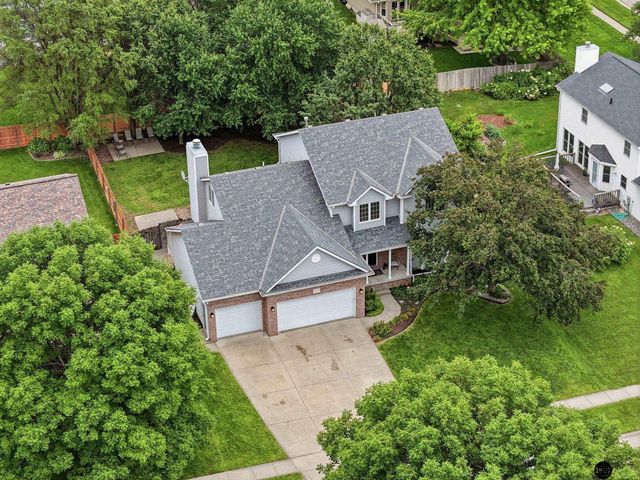 6824 S 51st Street, Lincoln, NE 68516