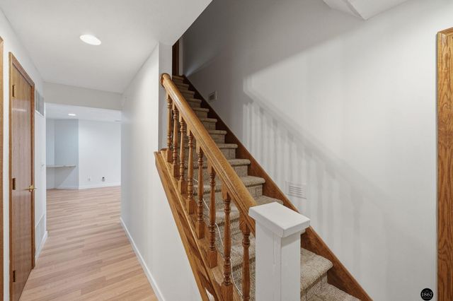 6824 S 51st Street, Lincoln, NE 68516