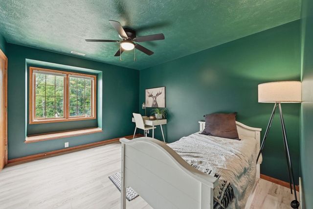 6824 S 51st Street, Lincoln, NE 68516