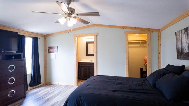 14392 County Road 6790, Moody, MO 65777