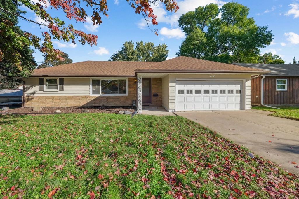 6322 50th Avenue N, Crystal, MN 55428