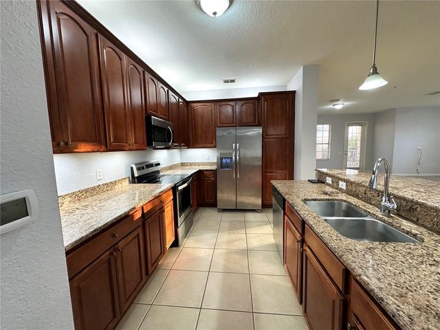 5048 SHOREWAY LOOP 10804, Orlando, FL 32819