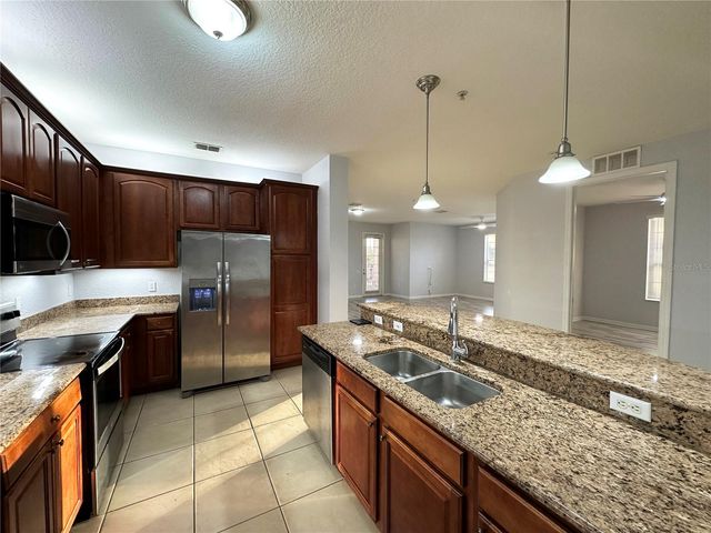 5048 SHOREWAY LOOP 10804, Orlando, FL 32819