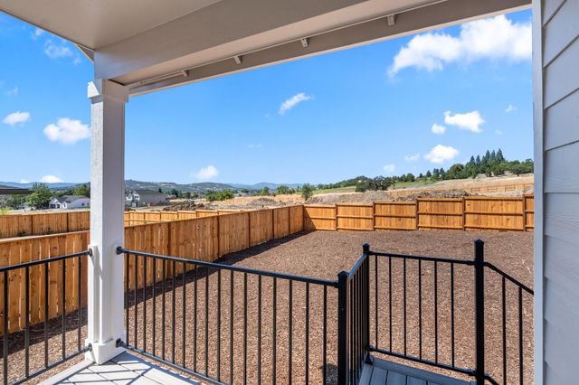 1273 Stonegate Drive 477, Eagle Point, OR 97524