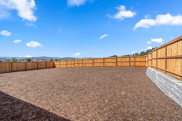 1273 Stonegate Drive 477, Eagle Point, OR 97524