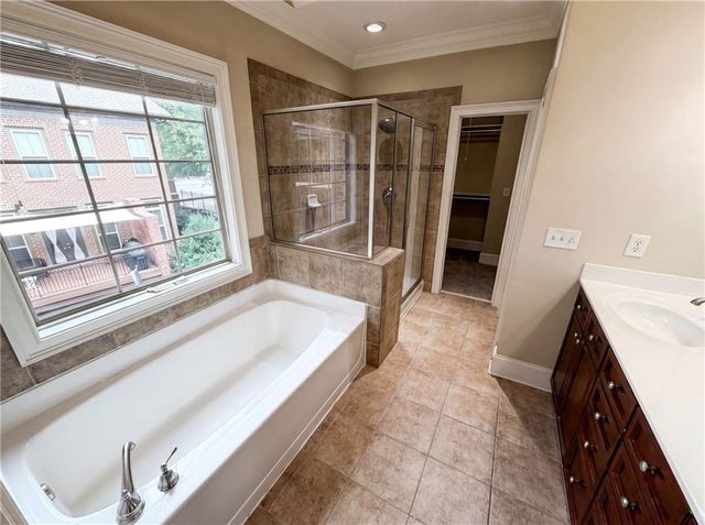 2370 Crescent Park Court 5, Atlanta, GA 30339