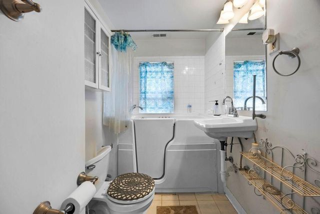 643 Mckinley Street, Gary, IN 46404