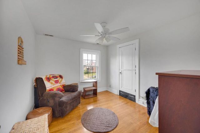 643 Mckinley Street, Gary, IN 46404