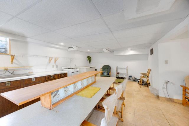 643 Mckinley Street, Gary, IN 46404