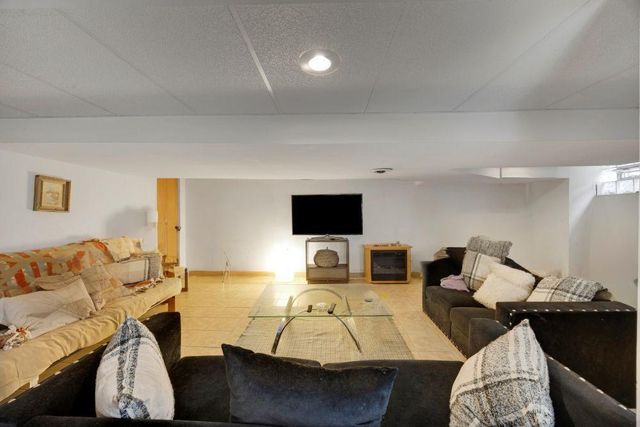 643 Mckinley Street, Gary, IN 46404