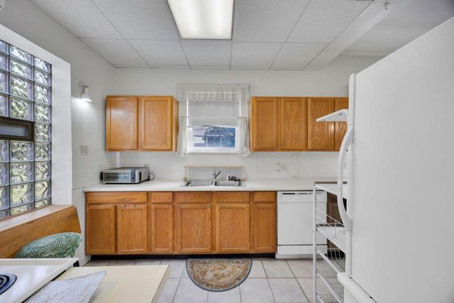 643 Mckinley Street, Gary, IN 46404