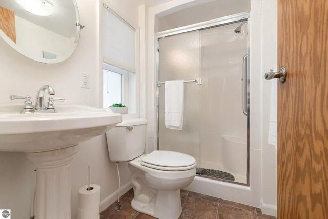 6525 Shellenbarger Road, Hale, MI 48739