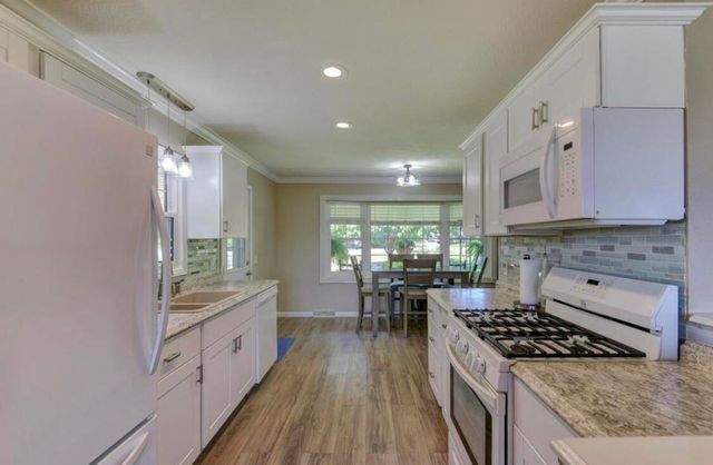 615 Main Street, Crane, MO 65633