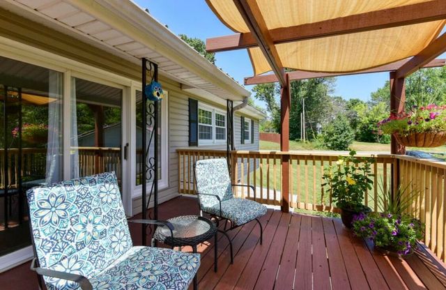 615 Main Street, Crane, MO 65633