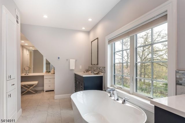 416 Twin Oak Rd, South Orange Village Twp., NJ 07079