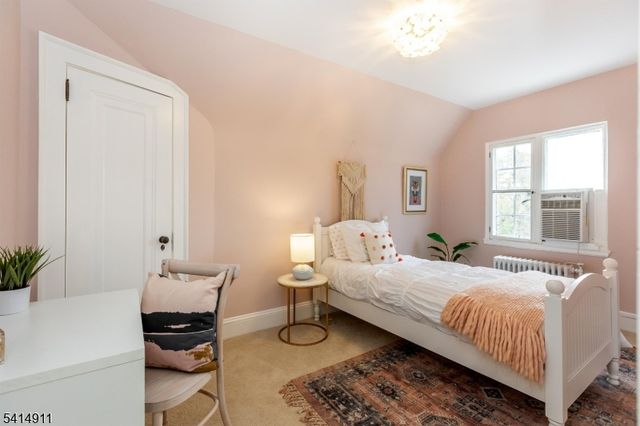 416 Twin Oak Rd, South Orange Village Twp., NJ 07079