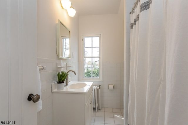 416 Twin Oak Rd, South Orange Village Twp., NJ 07079