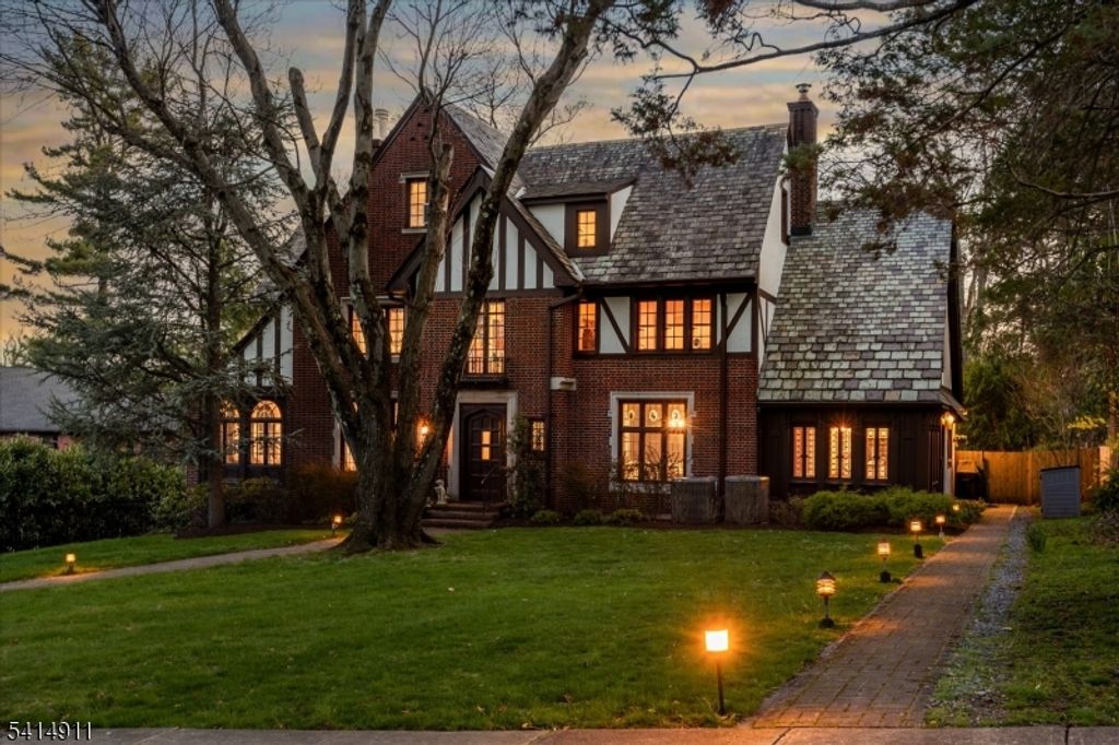 416 Twin Oak Rd, South Orange Village Twp., NJ 07079