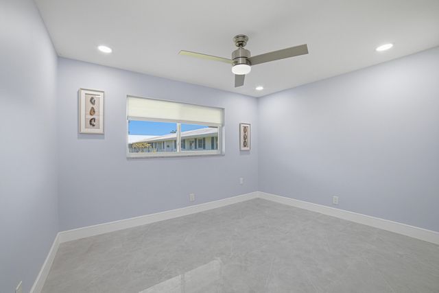 300 SW Golfview Terrace 142, Boynton Beach, FL 33426
